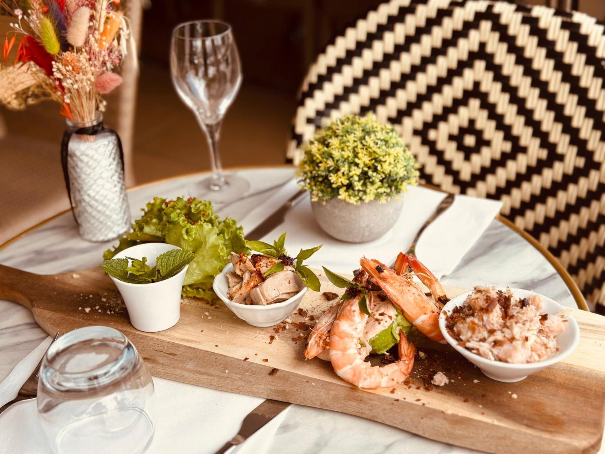 Hotel Restaurant L'Europe Сен-Флоран Екстериор снимка