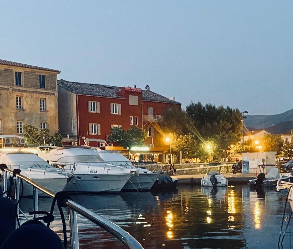 Hotel Restaurant L'Europe Сен-Флоран Екстериор снимка