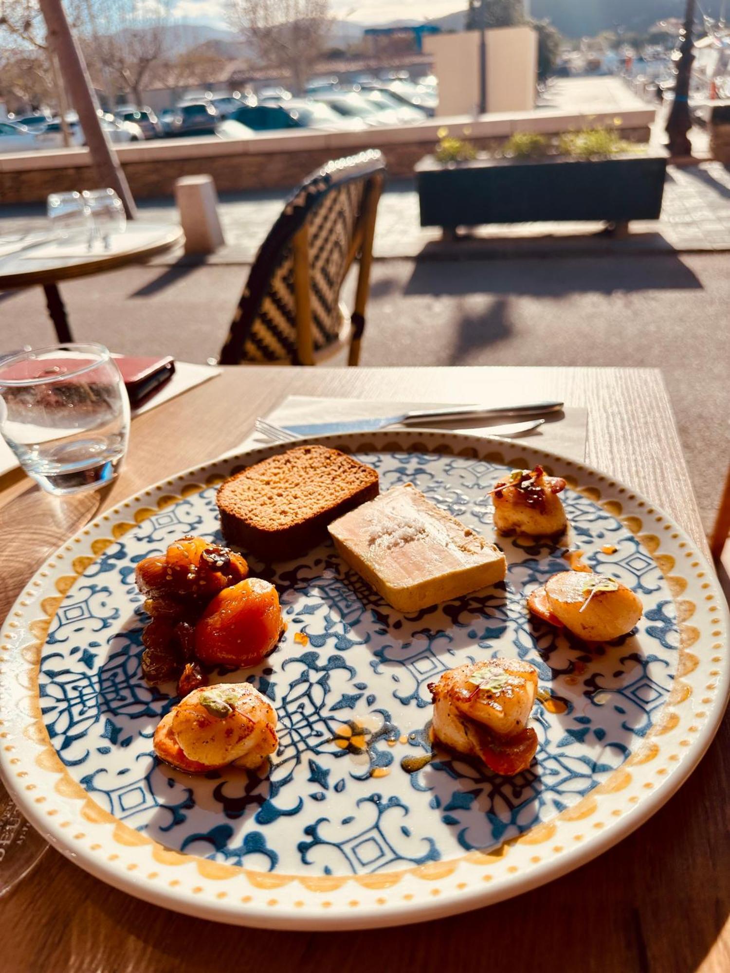 Hotel Restaurant L'Europe Сен-Флоран Екстериор снимка