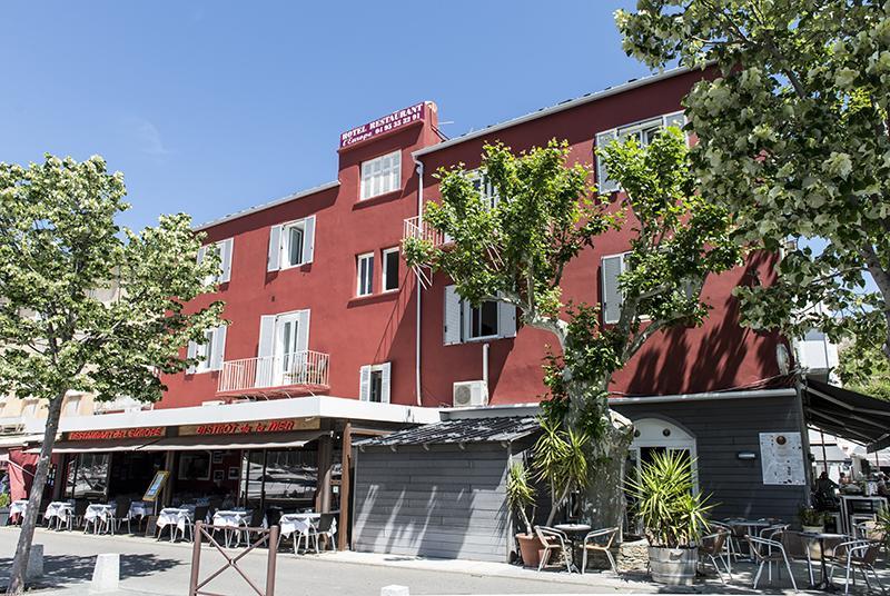 Hotel Restaurant L'Europe Сен-Флоран Екстериор снимка